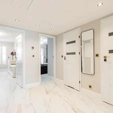 St George アパート アンティーブ